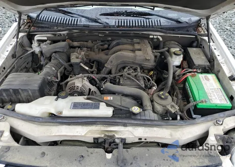 2006 Ford Explorer Xlt from USA, damaged, VIN 1FMEU73E96UB02808